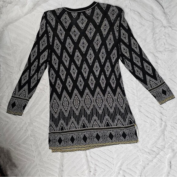 Ruby Rd. Size M Lightweight Knit Tunic Sweater Ikat Print Black and White Ladies - Picture 7 of 9